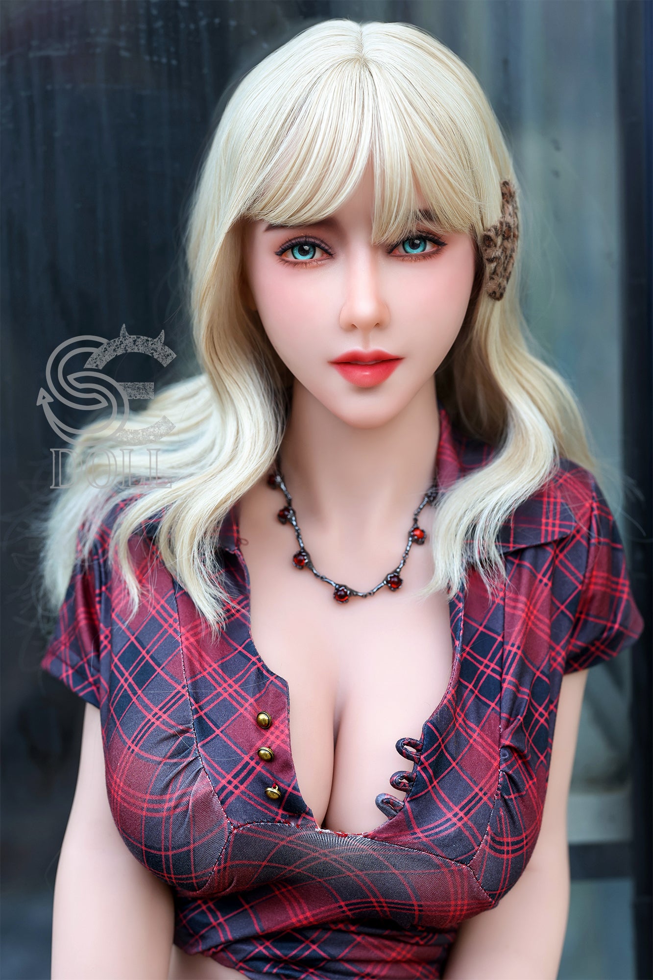 Discreet sex doll, unique and perfect for your fantasies.