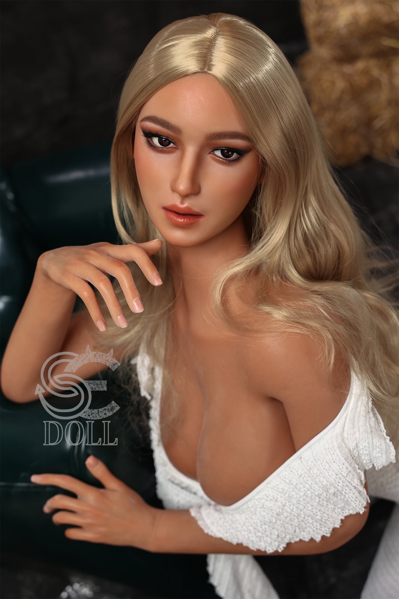 Mature hot sex doll ready for you.
