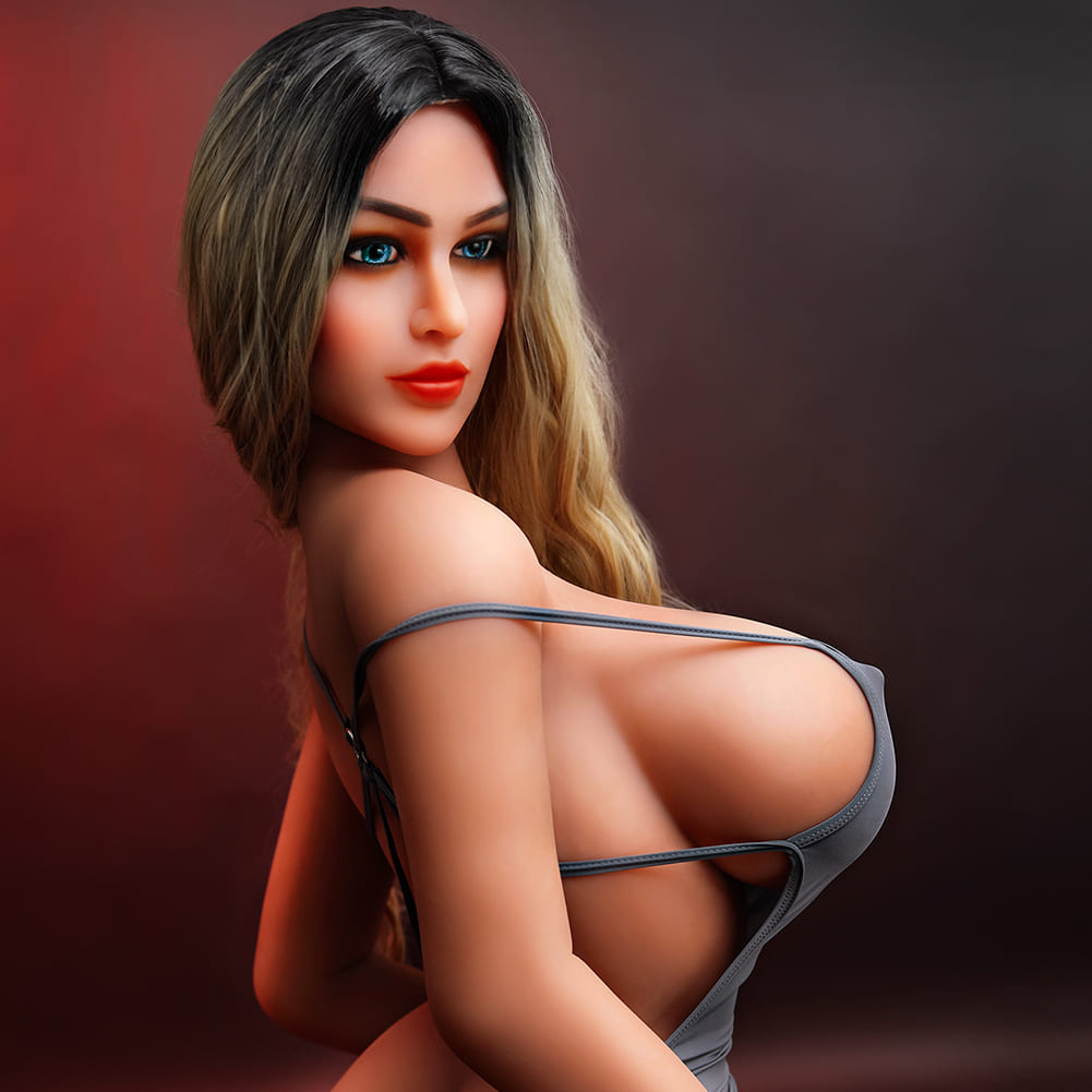 SY Doll - DollsLovers.com 