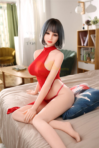 Daring look of sex doll 