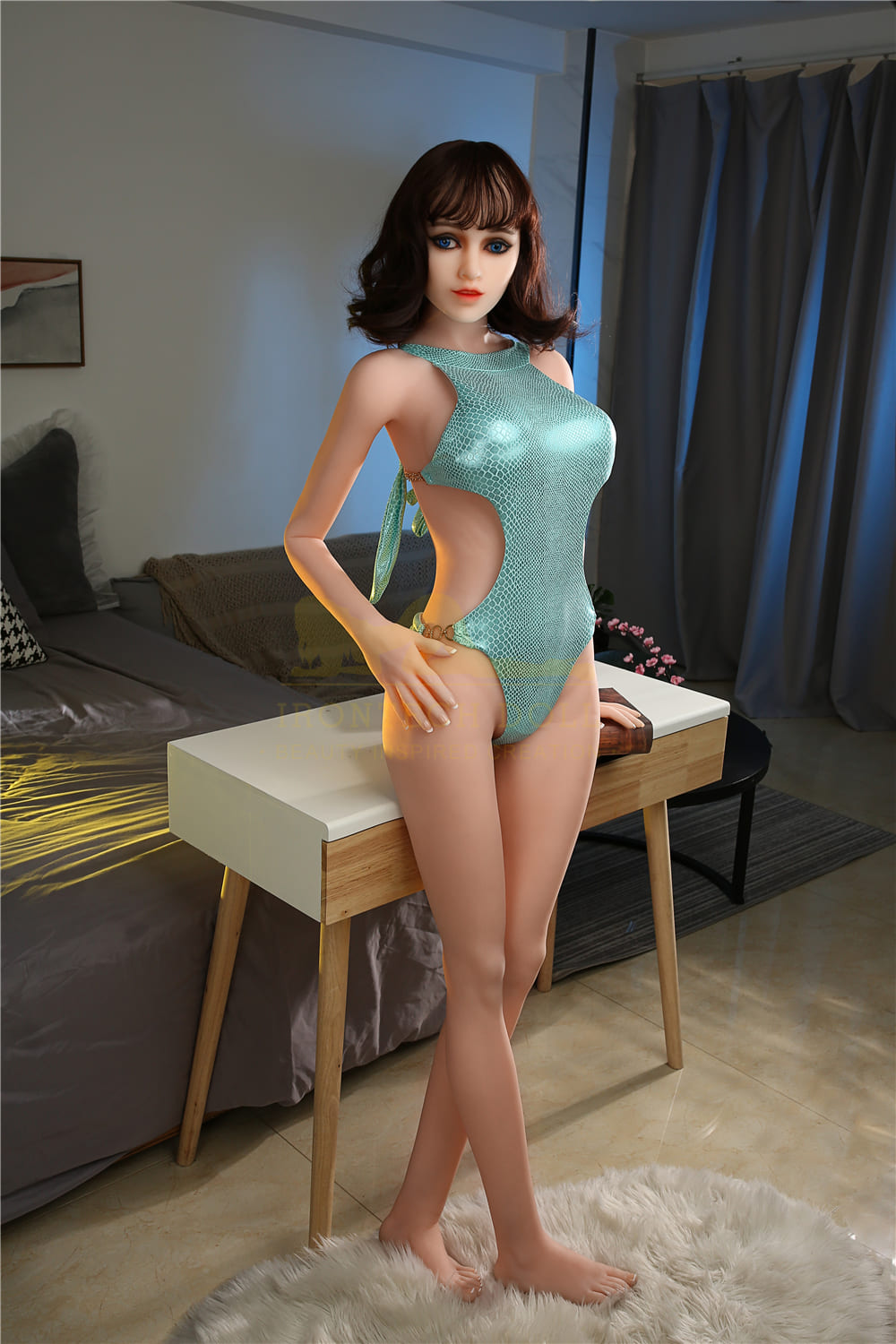 Beautiful sculptural sex doll figure 