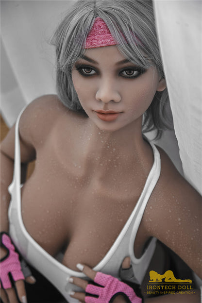 Ayumi 158cm 