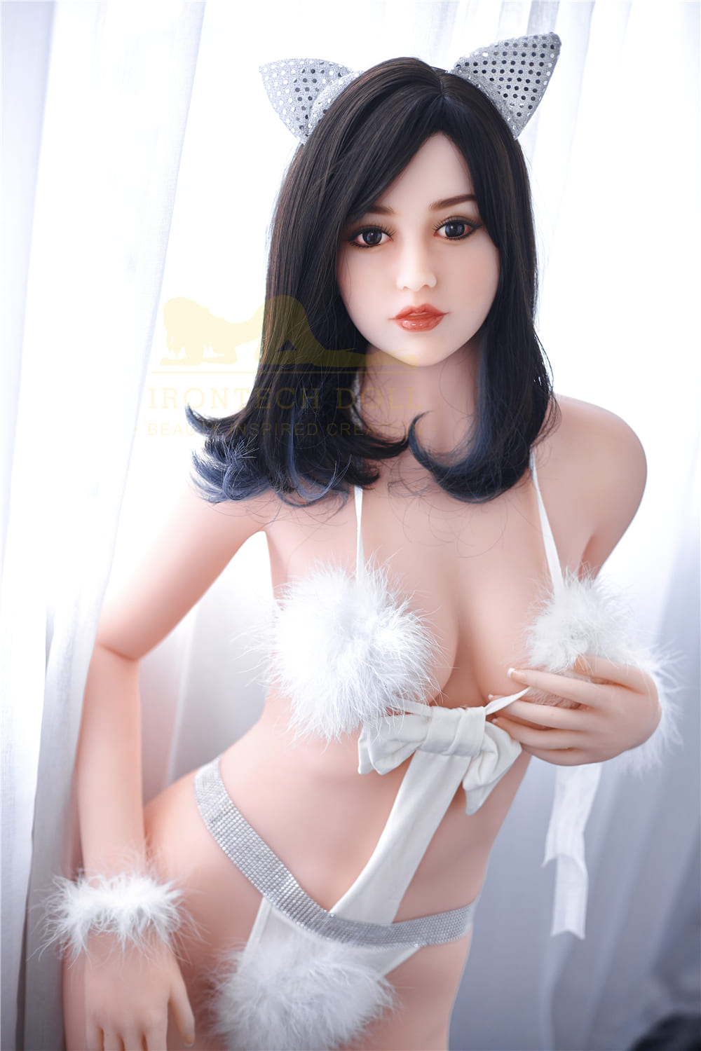 Amy 163 cm 