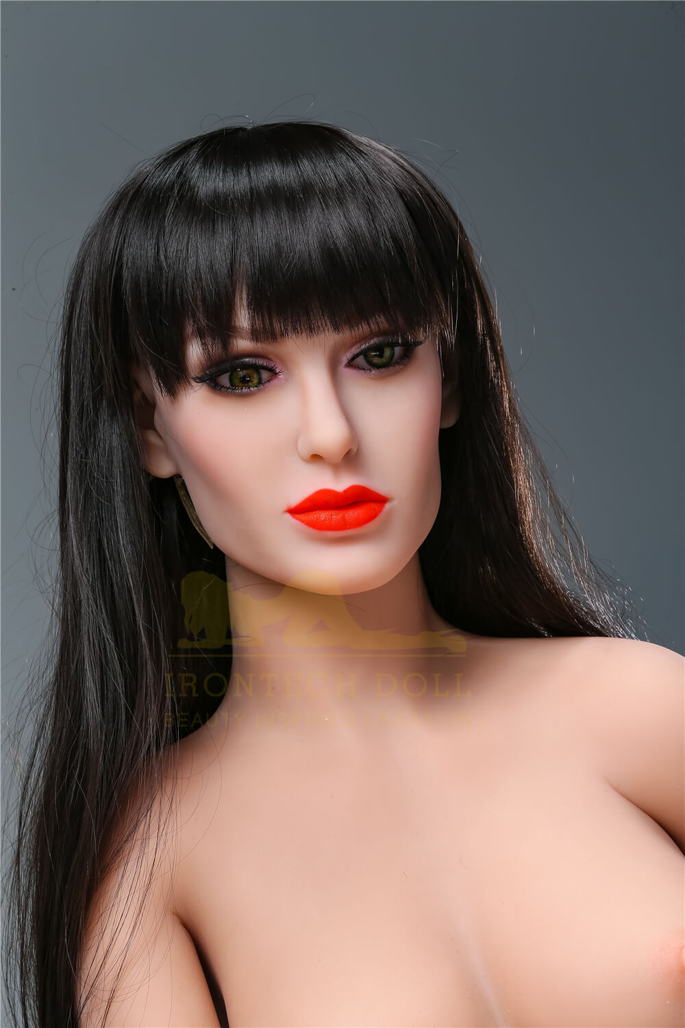 Sex doll with beautiful straight black hair and long 