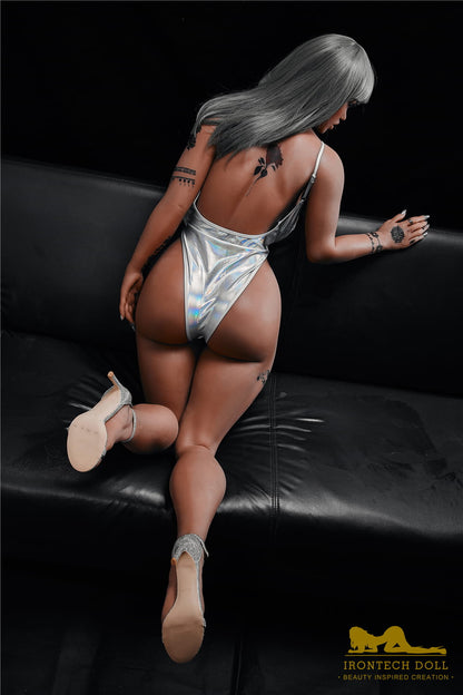Beautiful, round buttocks of a sex doll 