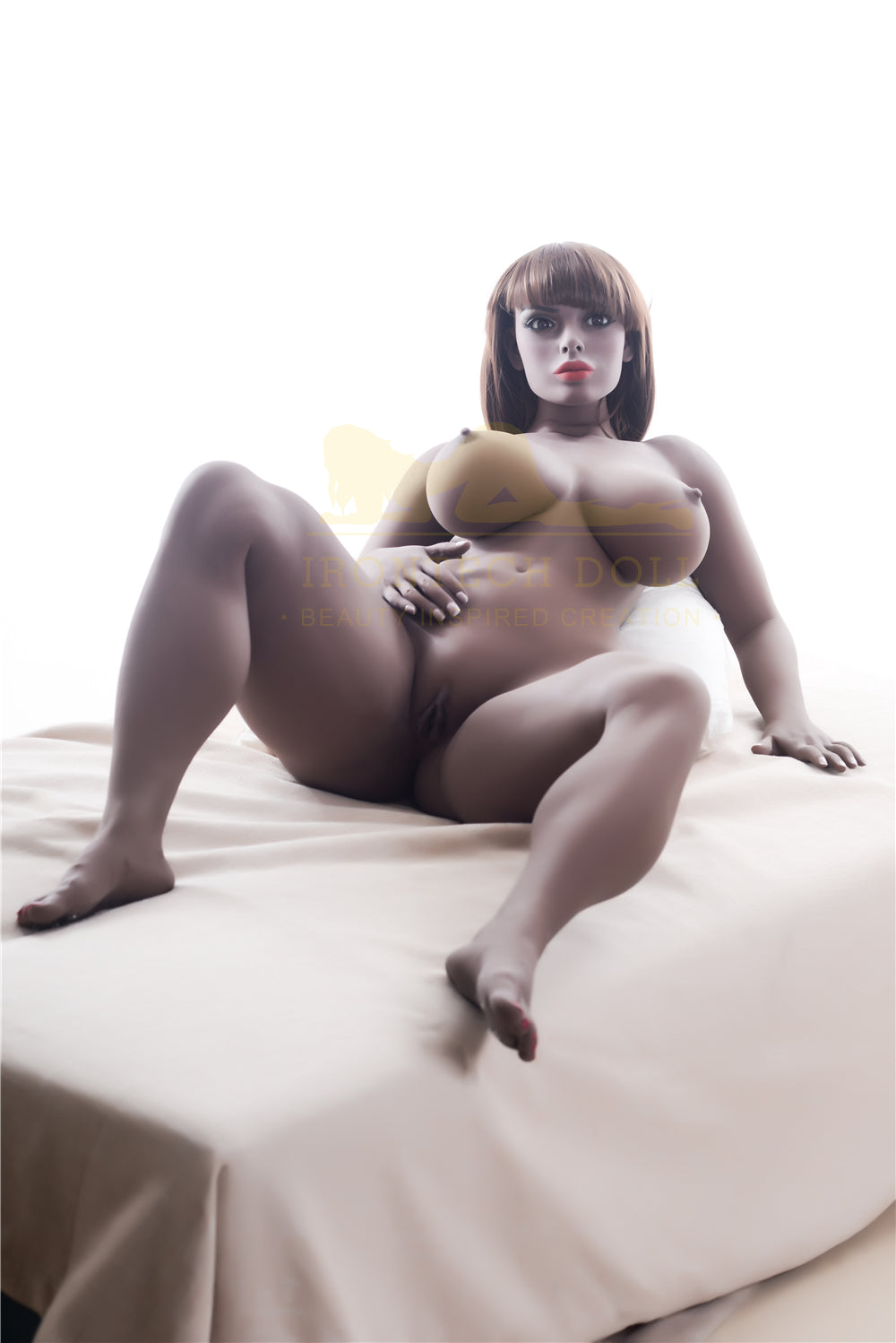 Large breasts and delicious vagina of a sex doll 
