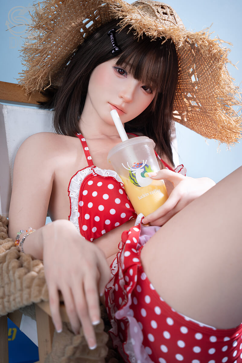 Airi Beautiful Face and Makeup by SEDOLL