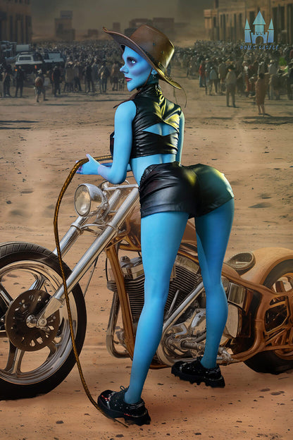 Strong alien sex doll Zeldarina cowgirl style