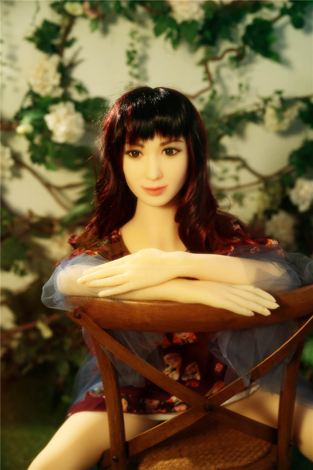 sex doll with cute and delicate hands 